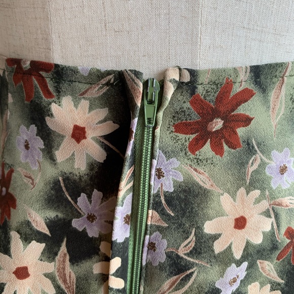 Vintage Green Skort - Picture 6 of 7